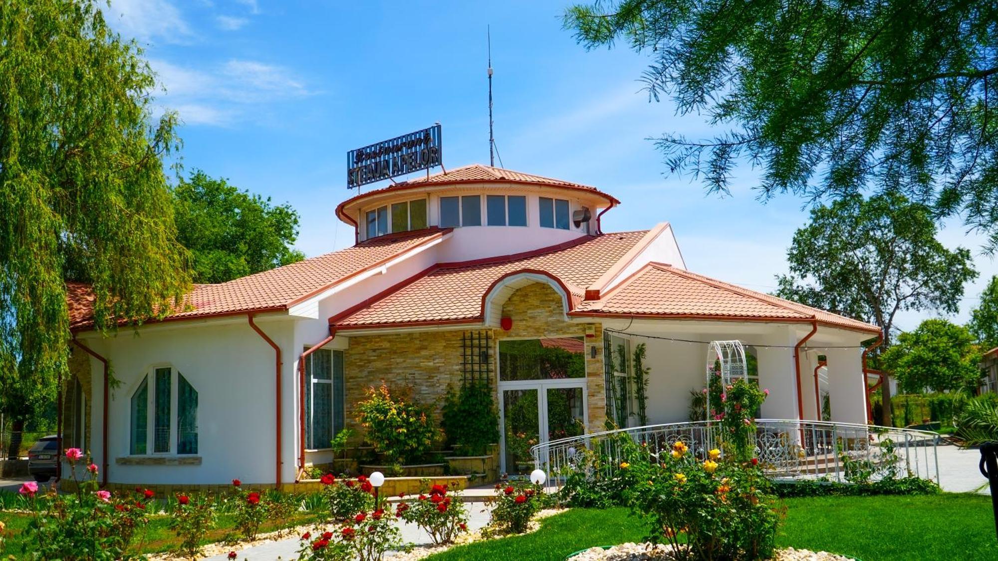 Steaua Apelor Family Resort Nufaru Zewnętrze zdjęcie